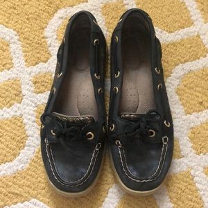 Black and gold sperry women’s size 6.5
